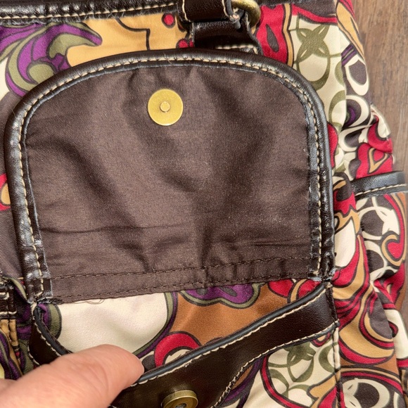 Treviso Vibrant Floral Shoulder Bag - Picture 6 of 16